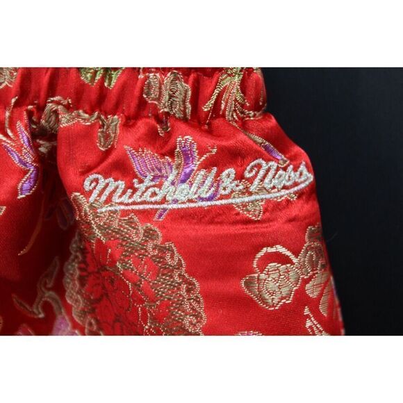 MITCHELL & NESS MEDIUM WOMENS NBA FINALS 1996 SHORTS NWOT - Picture 5 of 7